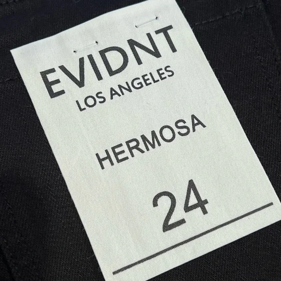 EVIDNT Los Angeles Hermosa Cropped Skinny Jeans Frayed Notched Hem Black NWT 24 - Picture 4 of 4